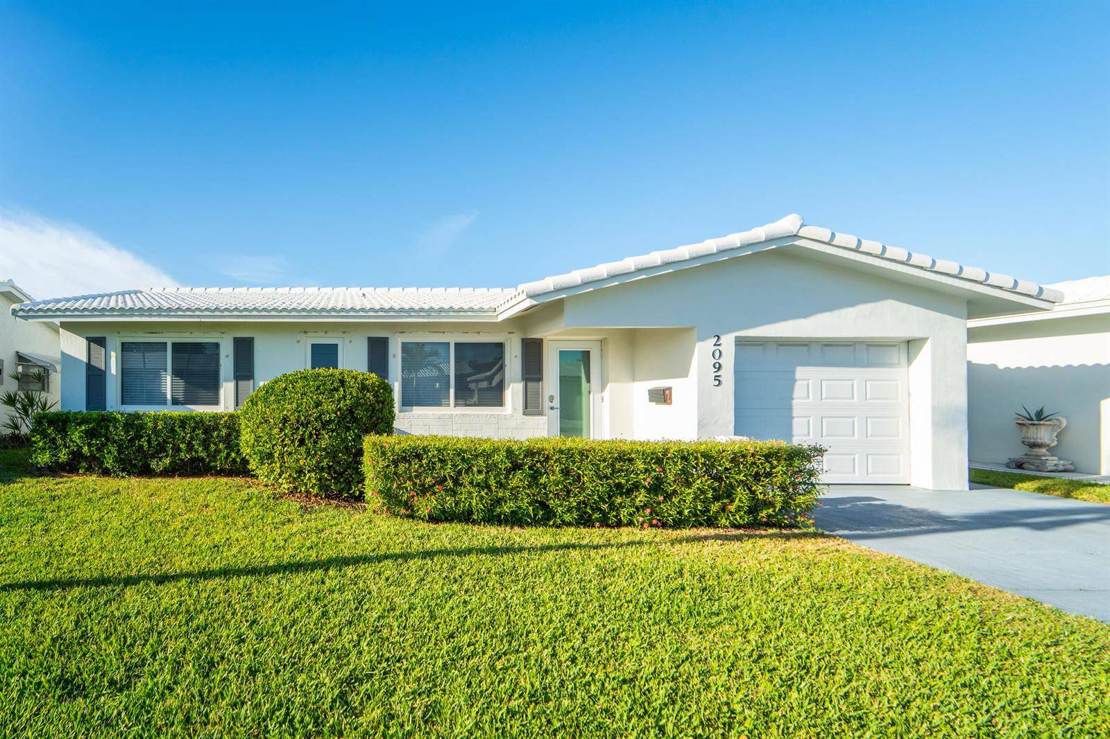 2095 SW 14Boynton Beach - picture