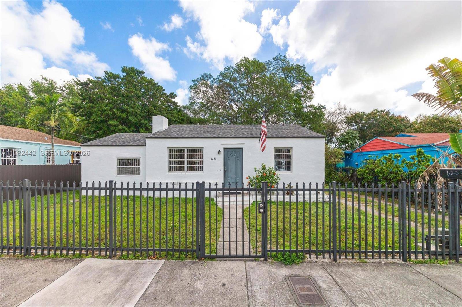 6223 NW Miami PlMiami - picture