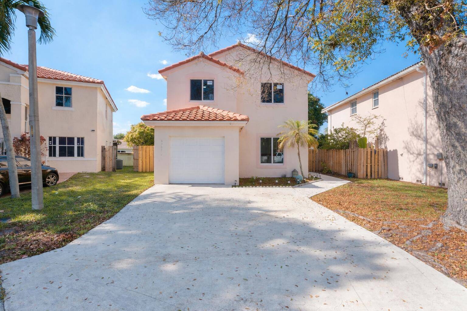 6363 SeagrapeMargate - picture