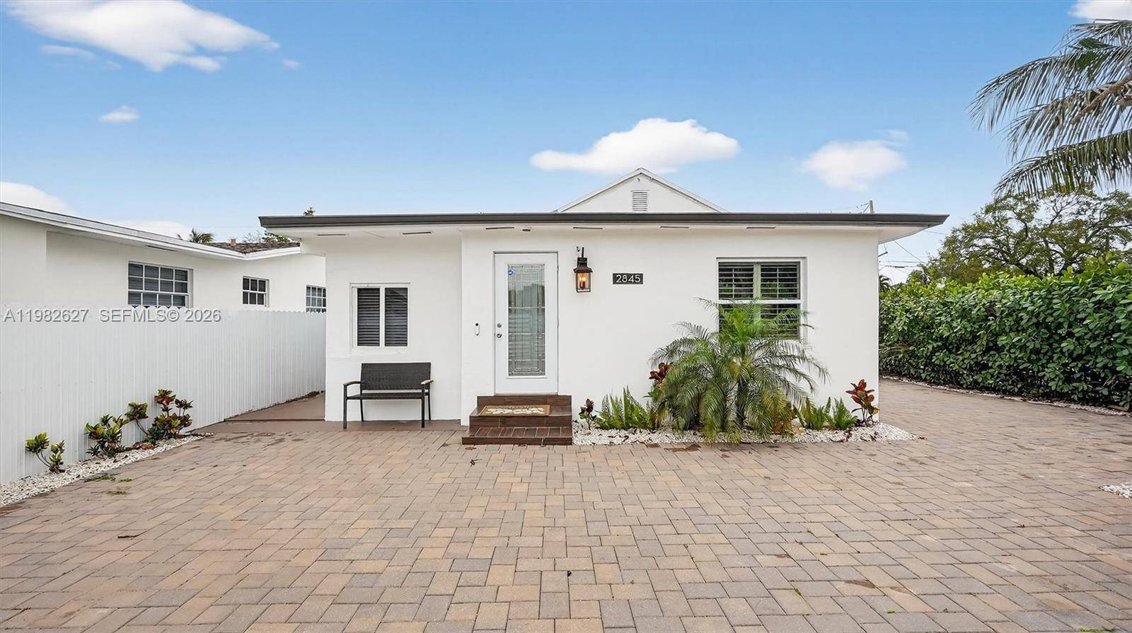 2845 SW 67th AveMiami - picture