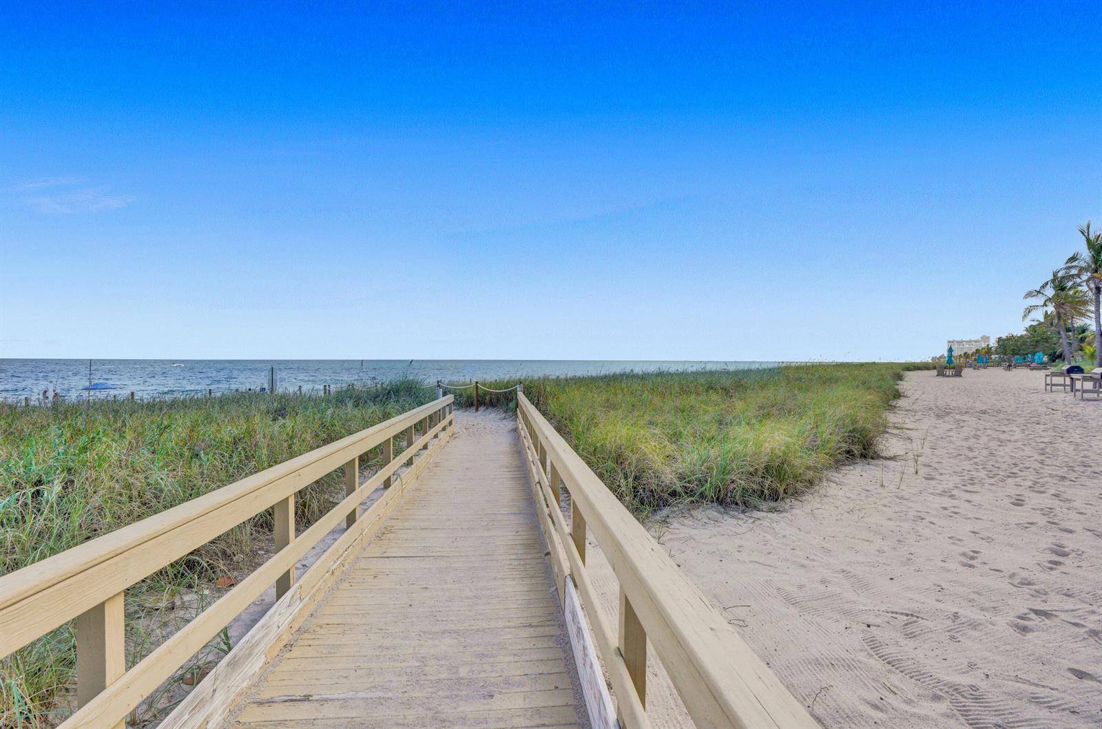 5000 N OceanLauderdale By The Sea - SEA RANCH CLUB B CONDO condo unit 1707 - picture