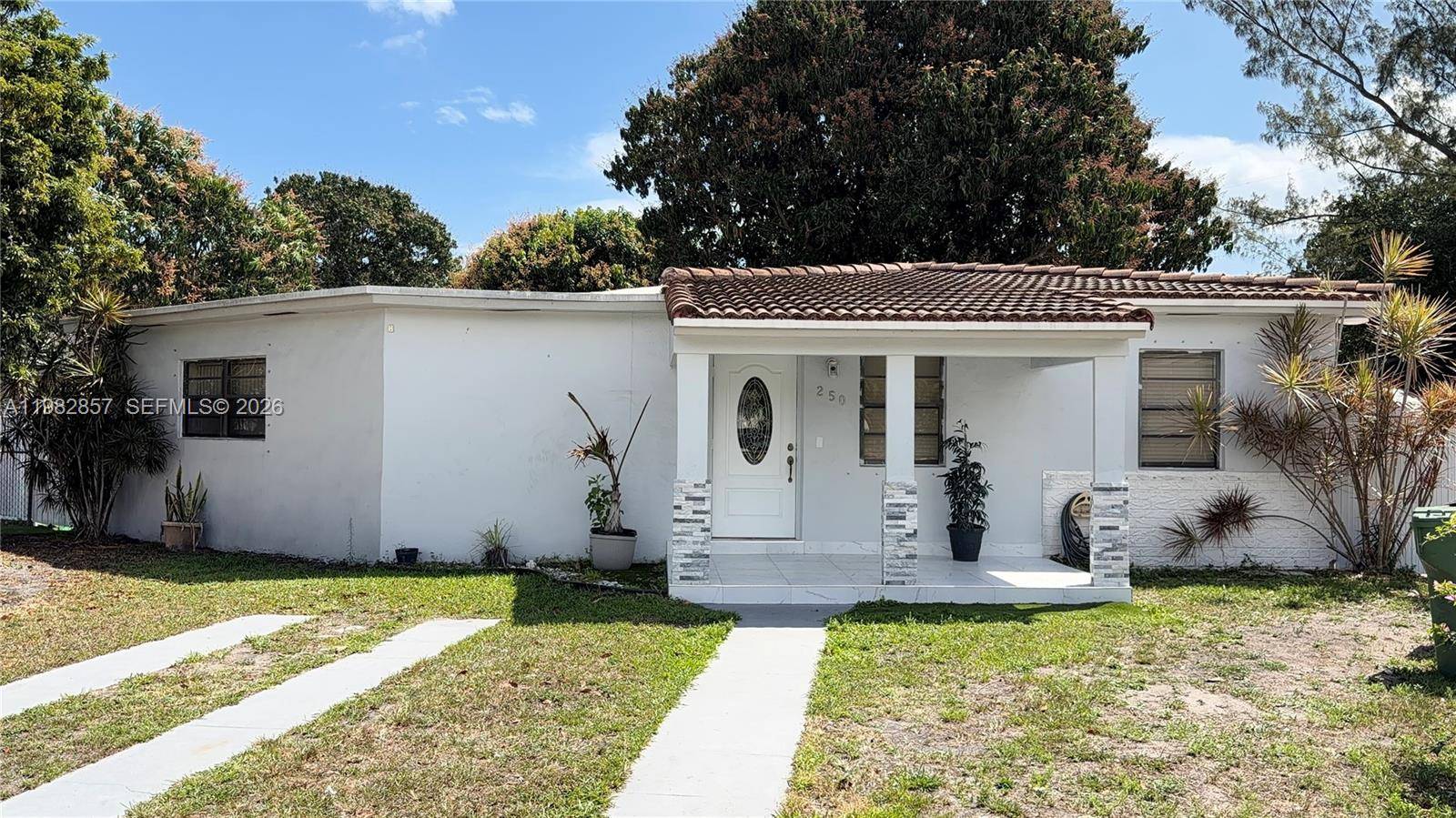 250 E 60th StHialeah - picture