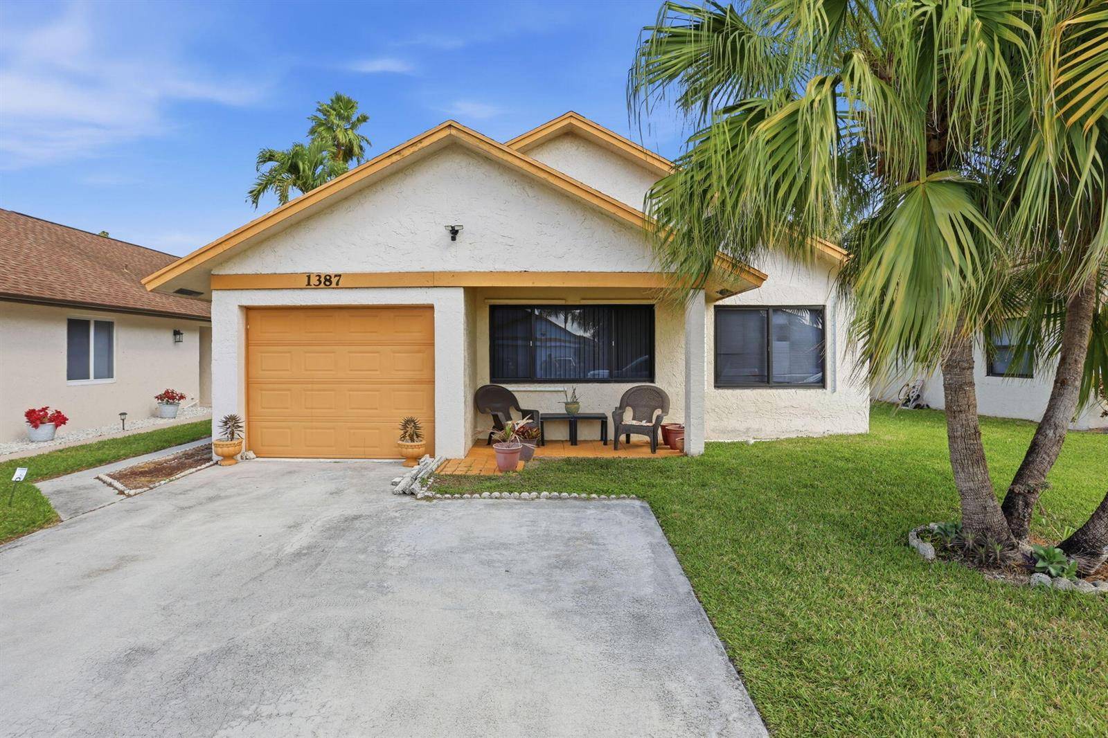 1387 LongarzoWest Palm Beach - picture