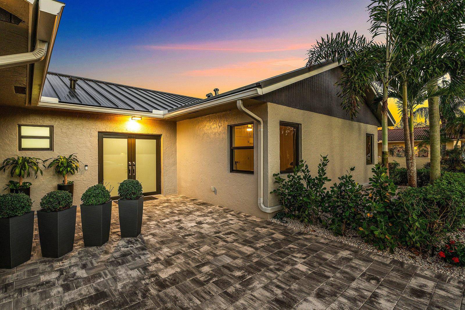 21212 EscondidoBoca Raton - picture