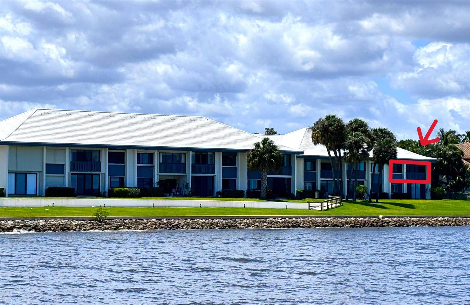 175 SE Saint LucieStuart - PIERPOINT YACHT CLUB CONDO condo unit F116 - picture