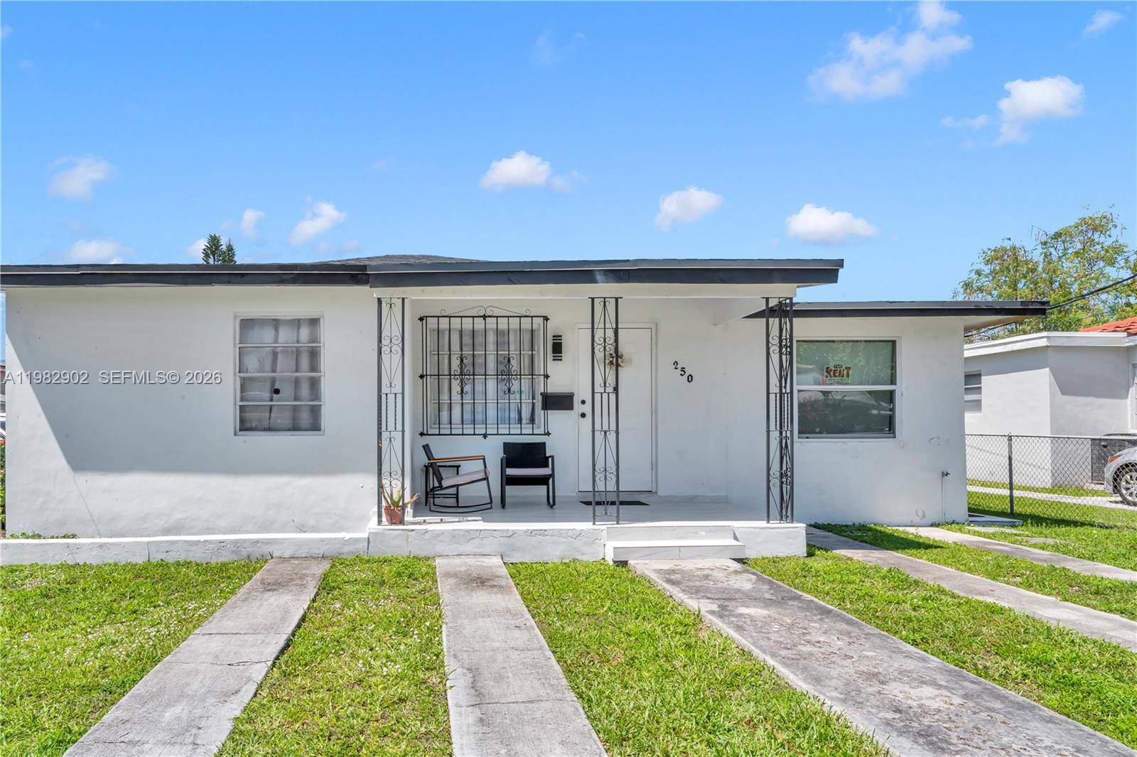 250 NW 34th AveMiami - picture
