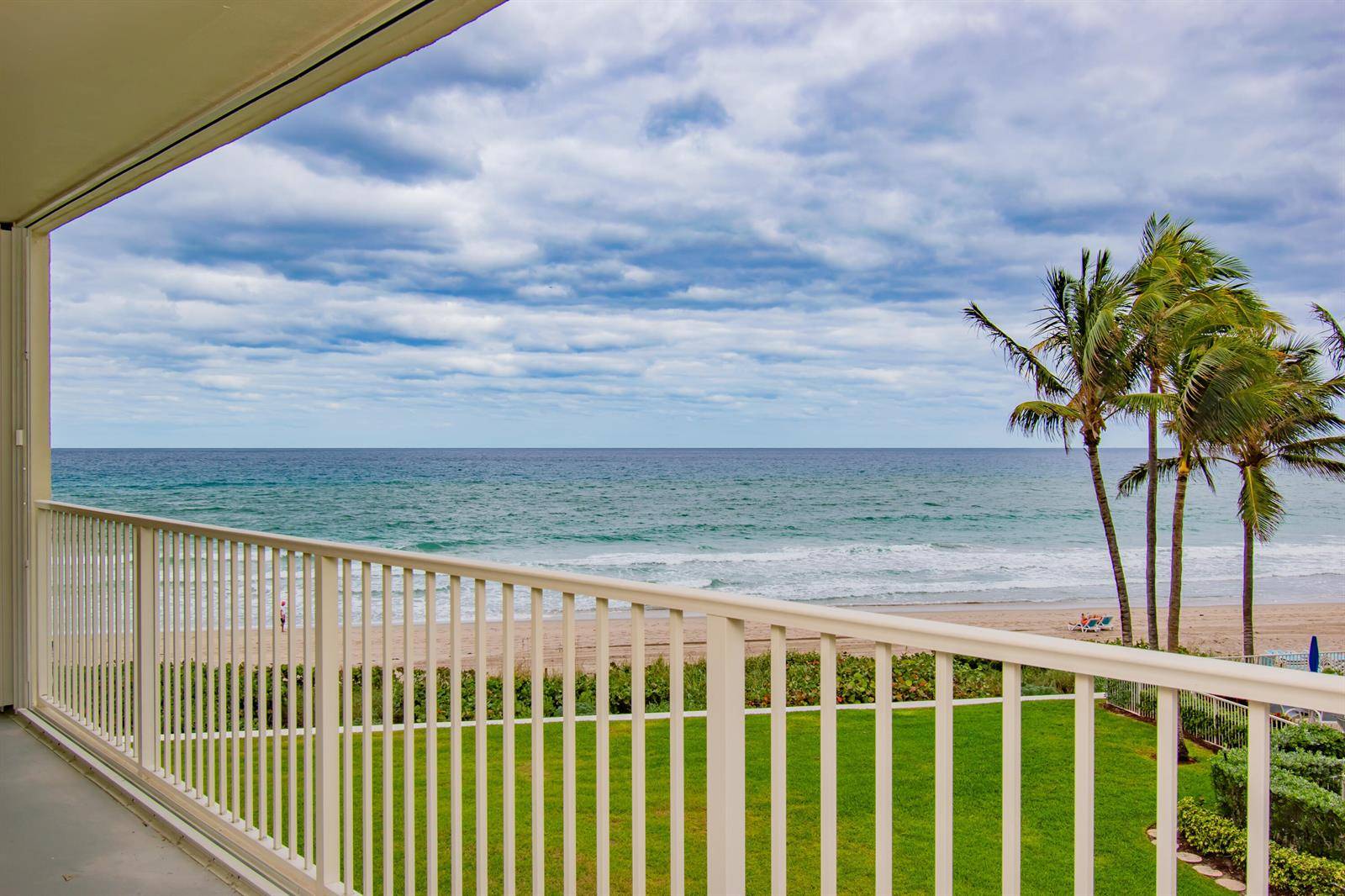 3101 S OceanHighland Beach - PENTHOUSE TOWERS CONDO,Penthouse Towers condo unit 322 - picture
