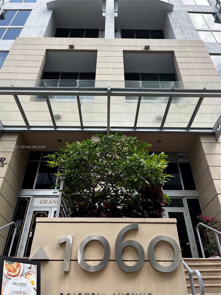 1060 Brickell AveMiami - Condo/Co-Op/Annual,Apartment condo unit 1707 - picture