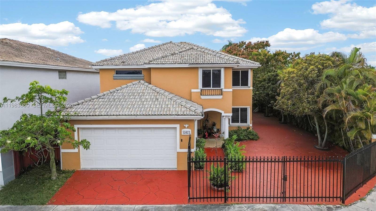 15672 SW 91st LnMiami - picture