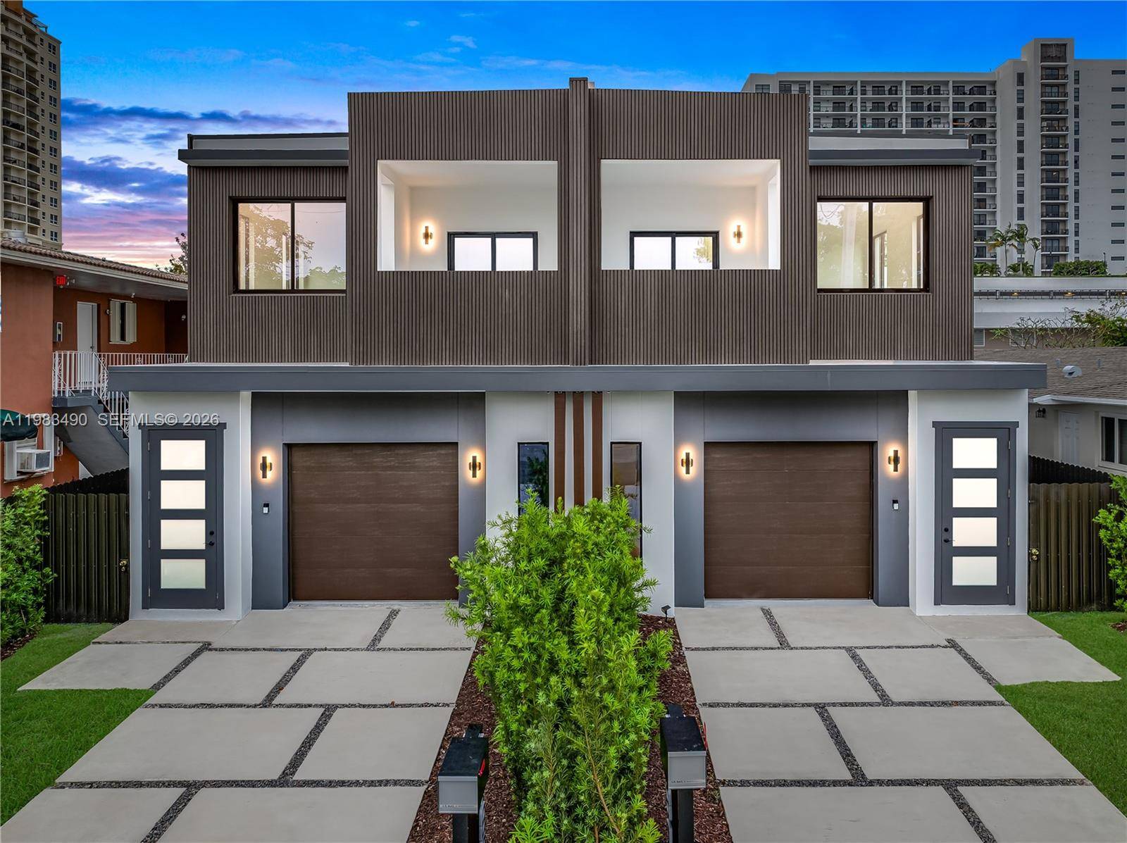 3187 SW 23rd StMiami - picture