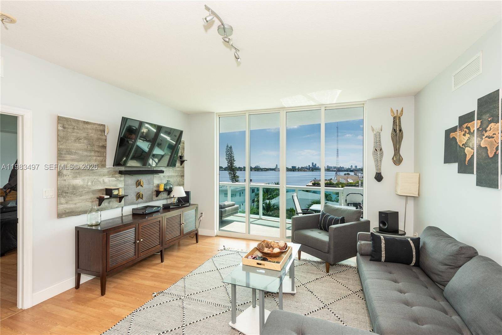 7910 Harbor Island DrNorth Bay Village - Condo 5+ Stories,Condo condo unit 502 - picture