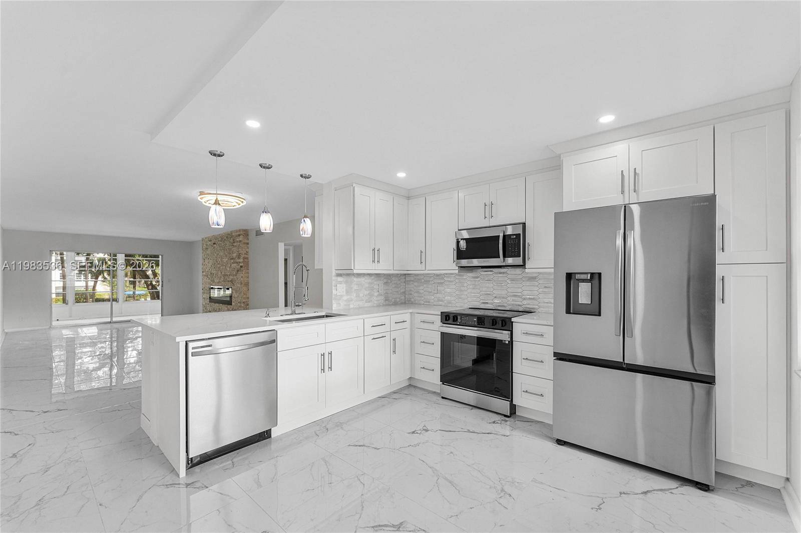 2303 Lucaya LnCoconut Creek - Condo 1-4 Stories,Condo condo unit H2 - picture