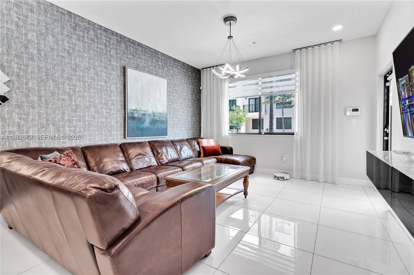 4745 NW 84th CtDoral - Townhouse/Villa-Annual,Townhouse condo unit 19 - picture