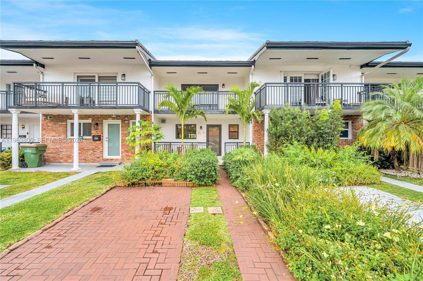 2211 NE 122nd StNorth Miami - Townhouse/Villa-Annual,Townhouse condo unit 2211 - picture