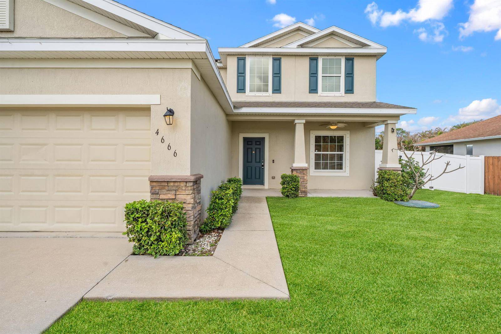 4666 SW UlsterPort St. Lucie - picture