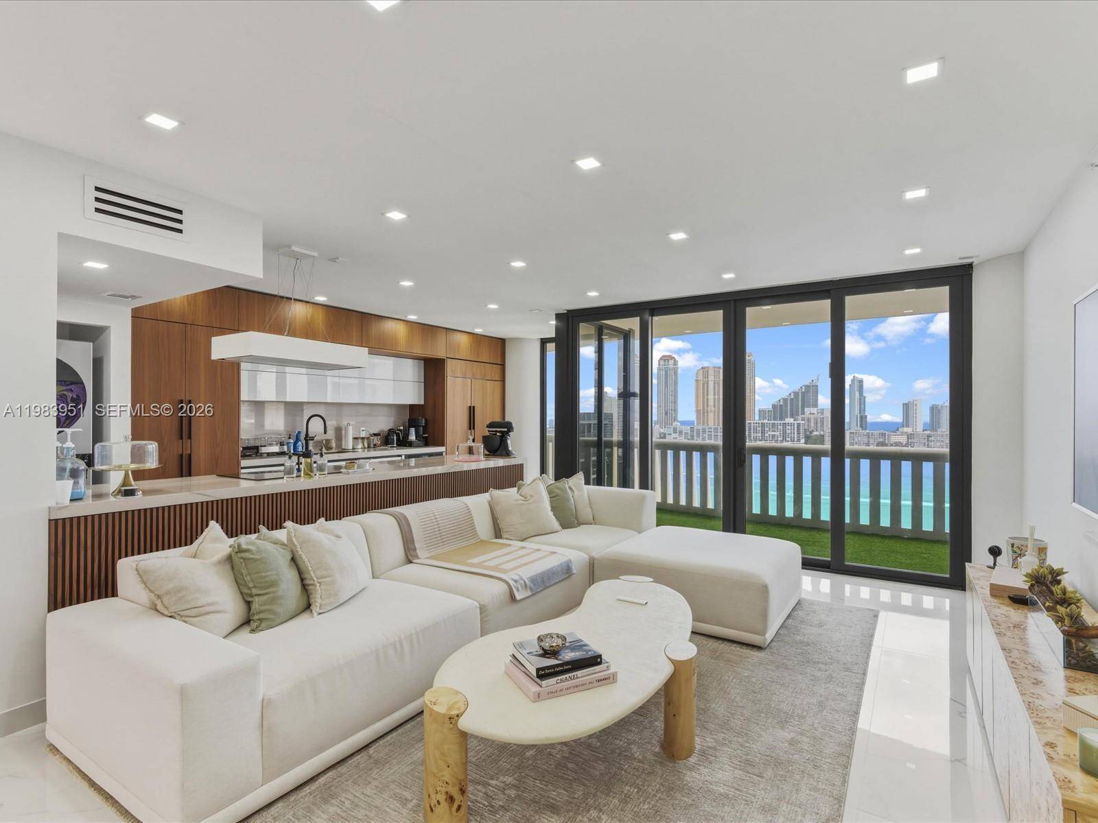 3000 Island BlvdAventura - Condo/Co-Op/Annual,Condo condo unit 1501 - picture