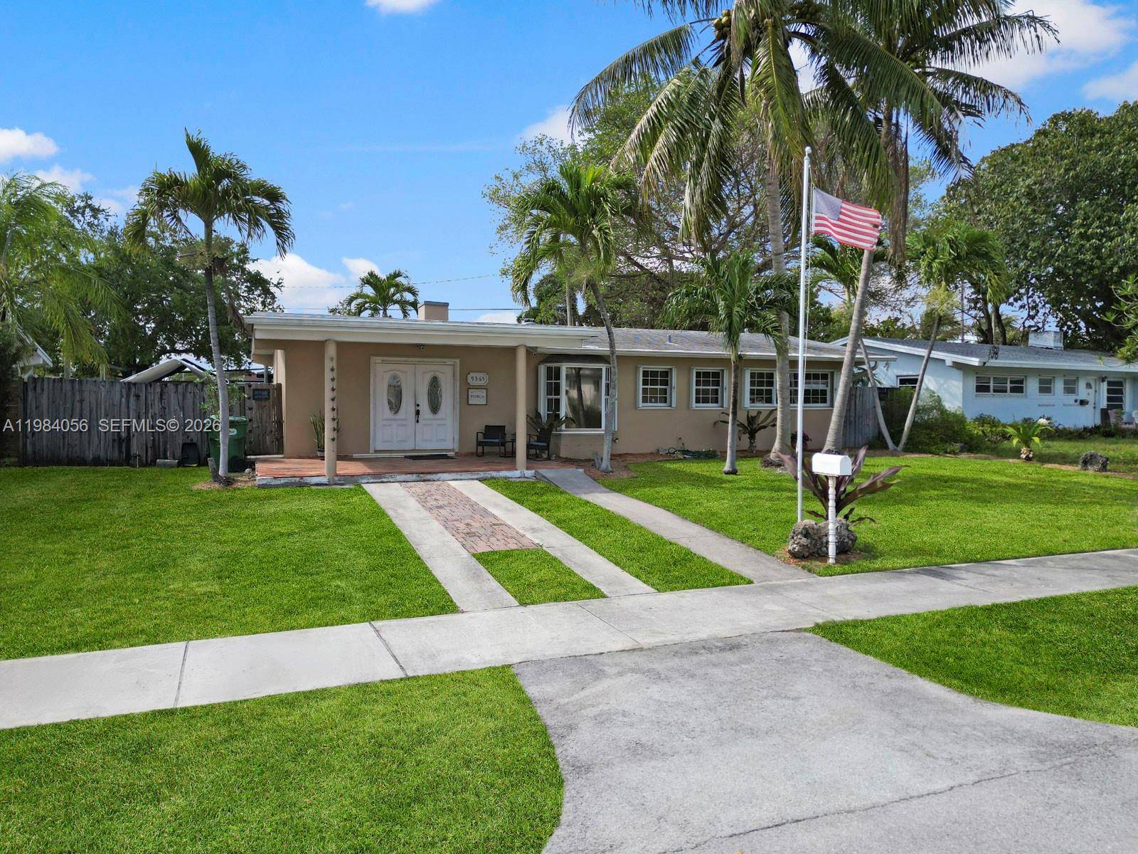 9365 Jamaica DrCutler Bay - picture