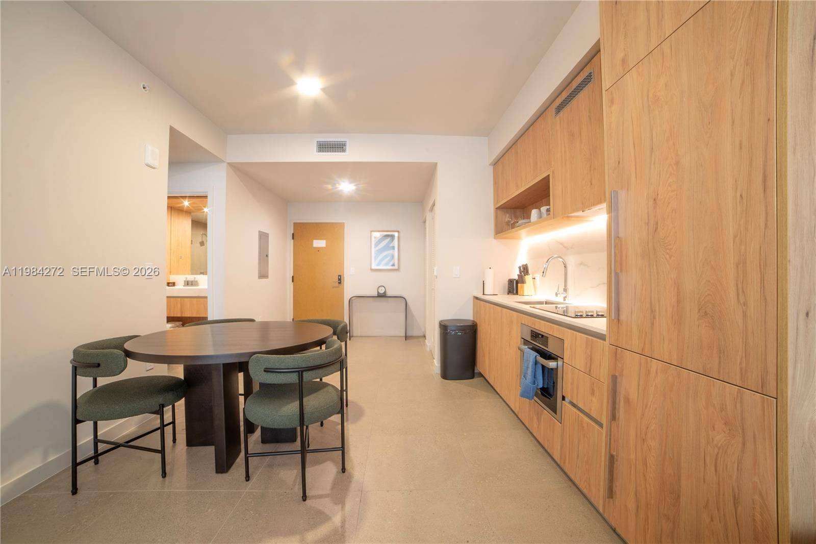 11 NE 6THMiami - Condo/Co-Op/Seasonal,Condo condo unit 1403 - picture