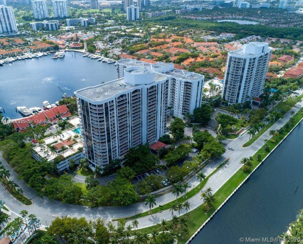 3610 Yacht Club DrAventura - Condo 5+ Stories,Condo condo unit 1002 - picture