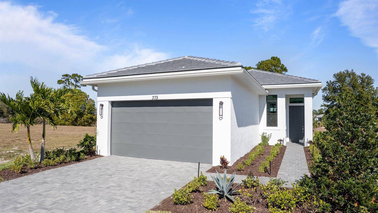 375 SE Via SangroPort St. Lucie - picture