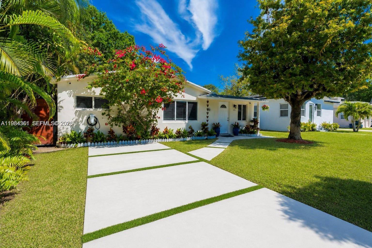 222 SW 7th StDania Beach - picture