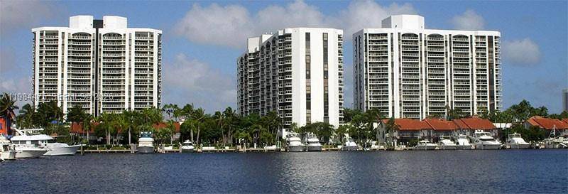 3610 Yacht Club DrAventura - Condo/Co-Op/Annual,Condo condo unit 1002 - picture