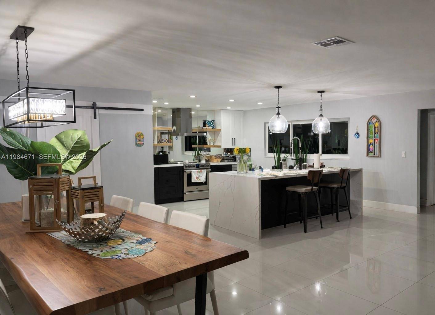 8123 SW 95th CtMiami - picture