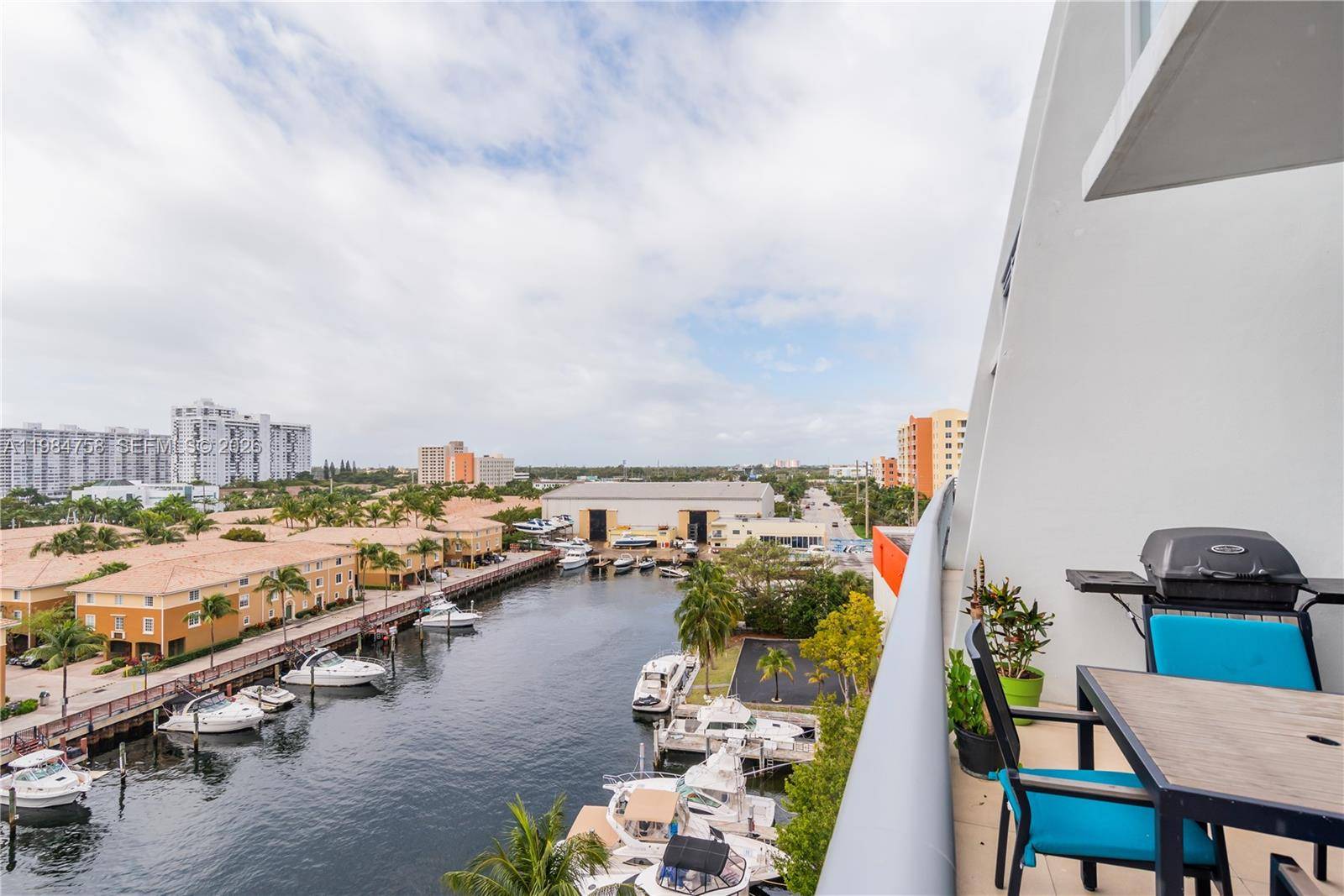 2950 NE 188th STAventura - Condo/Co-Op/Annual,Condo condo unit 504 - picture