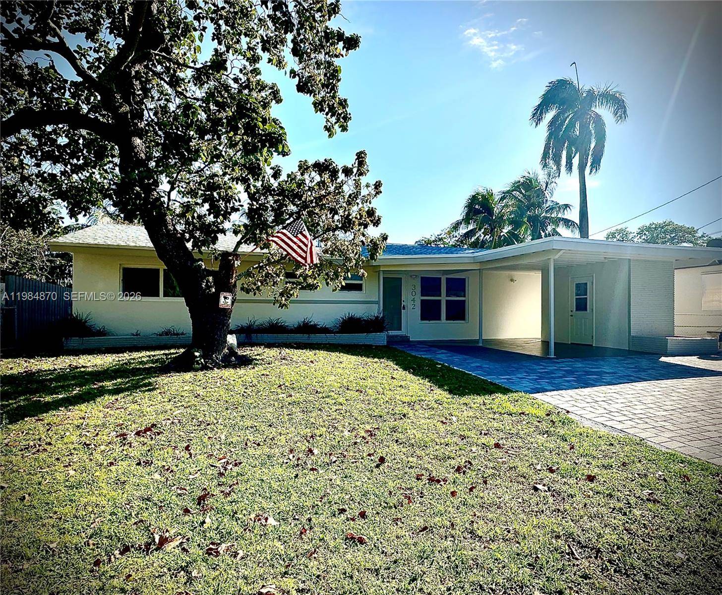 3042 Hayes StHollywood - picture