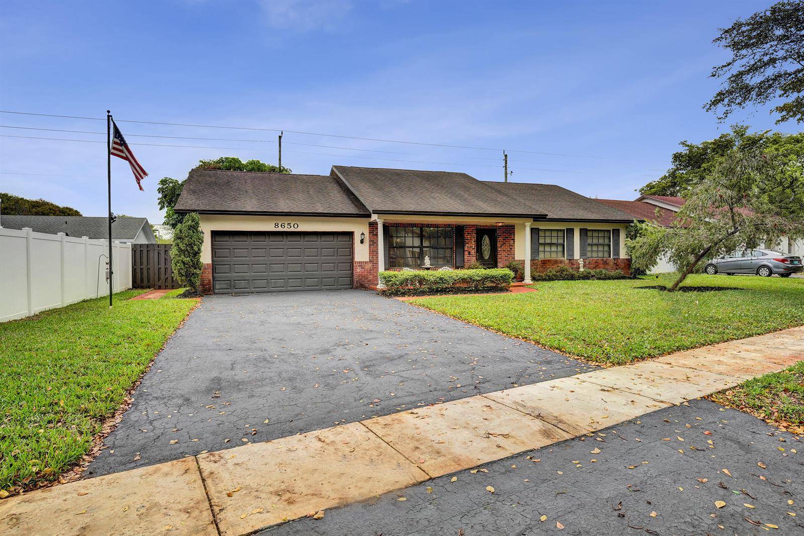 8650 SW 51stCooper City - picture