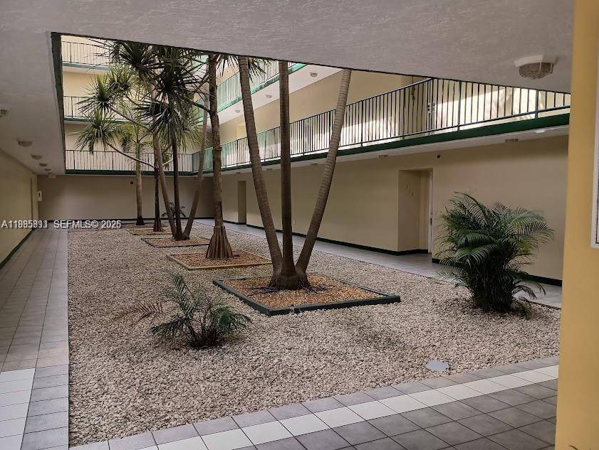 8321 NW 7th StMiami - Condo 5+ Stories,Condo condo unit 1-307 - picture