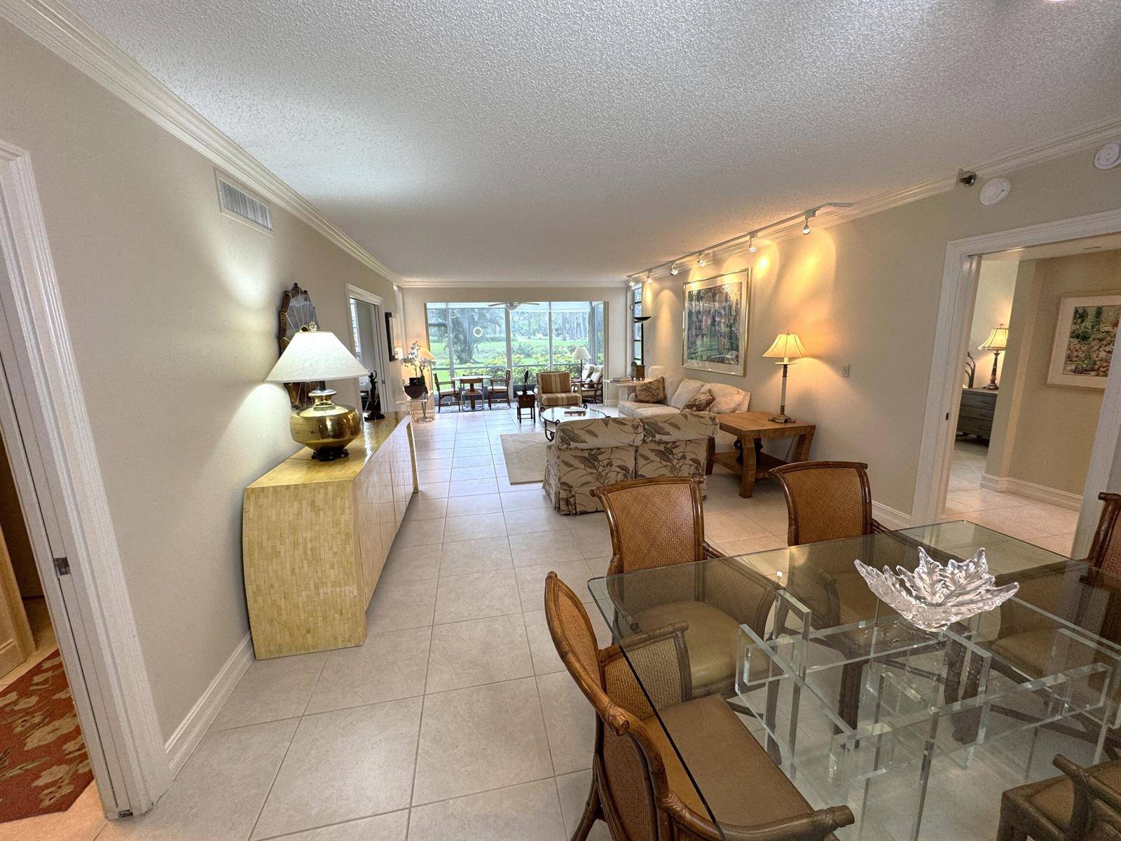 625 OaksPompano Beach - NO 105 PALM-AIRE COUNTRY C,Palm Aire Country Cl condo unit 106 - picture