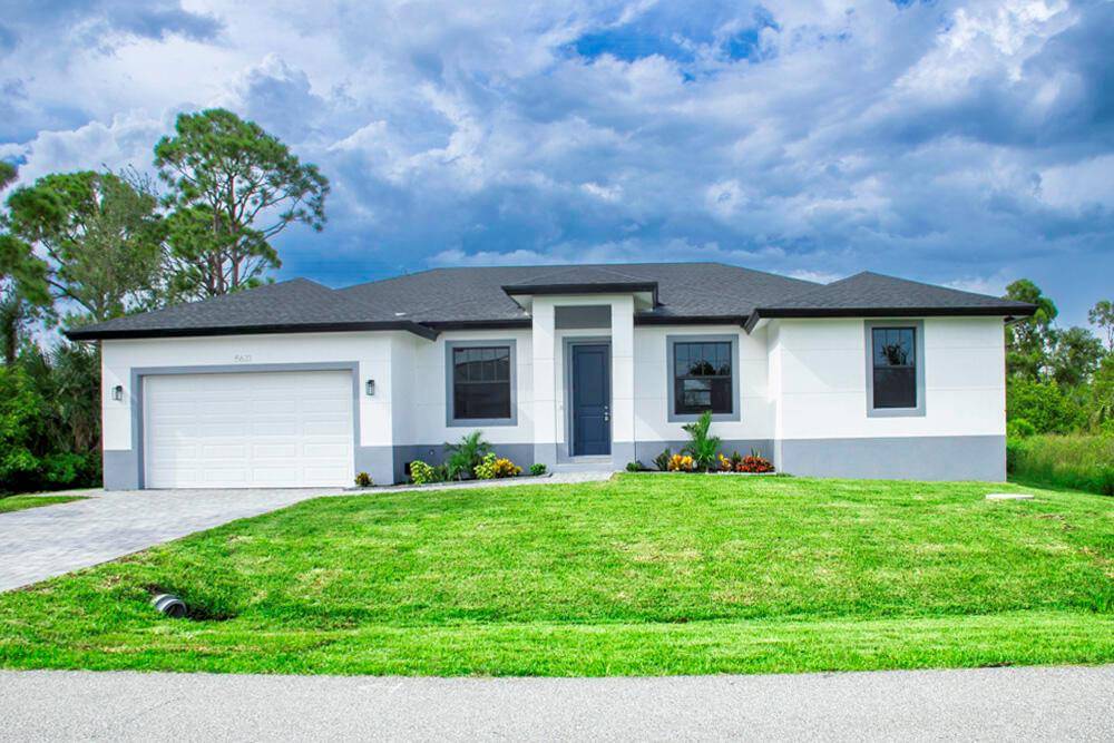 15633 LakelandPort Charlotte - picture
