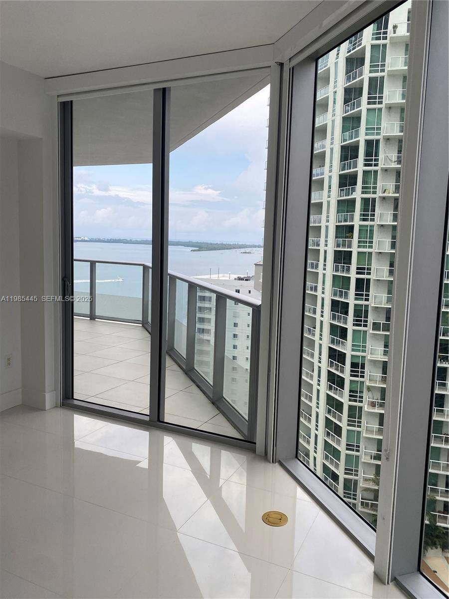1300 Brickell Bay DrMiami - Condo 5+ Stories,Condo condo unit 1903 - picture