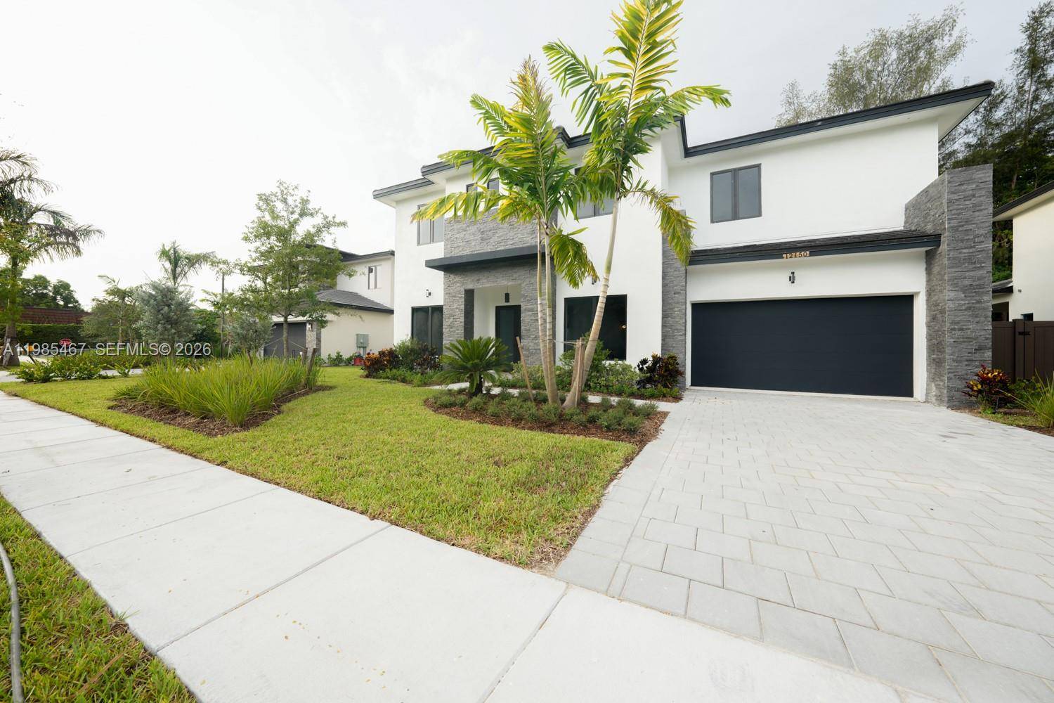 13004 Davie Oaks DrDavie - picture