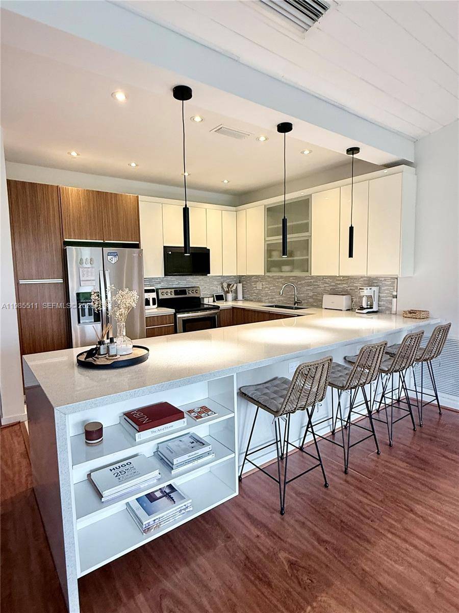 101 Ocean Lane DrKey Biscayne - Condo/Co-Op/Annual,Condo condo unit 4011 - picture