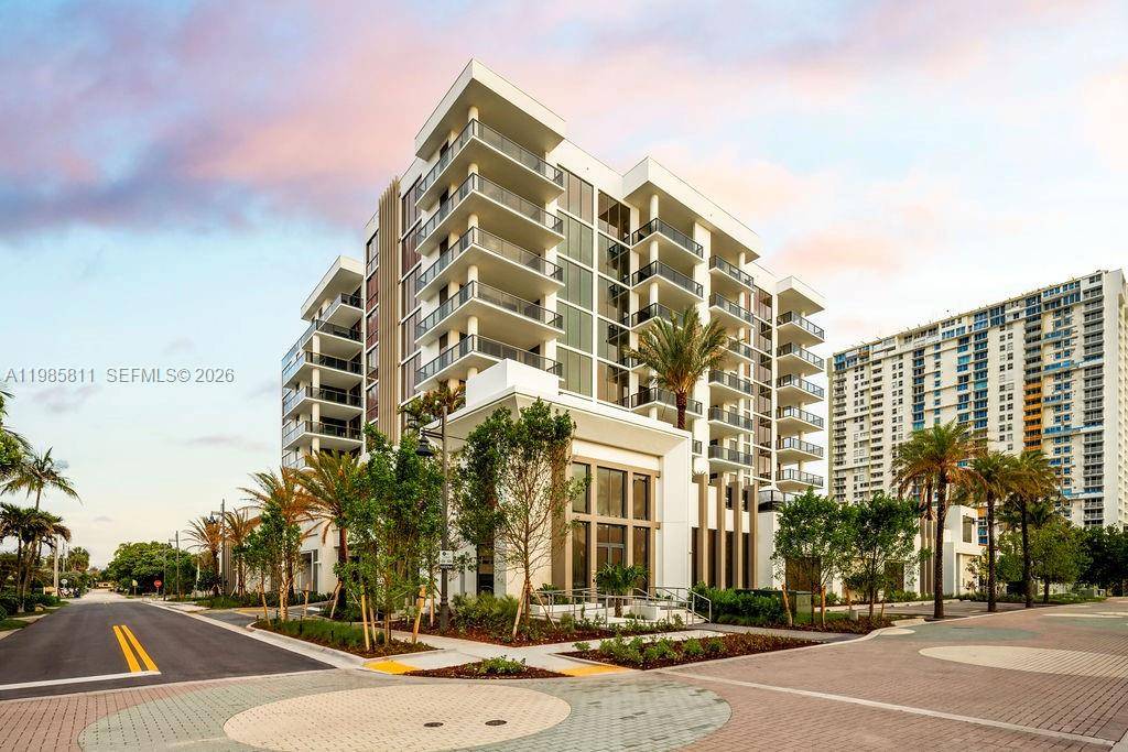 305 Briny AvePompano Beach - Condo 5+ Stories,Condo condo unit 405 - picture