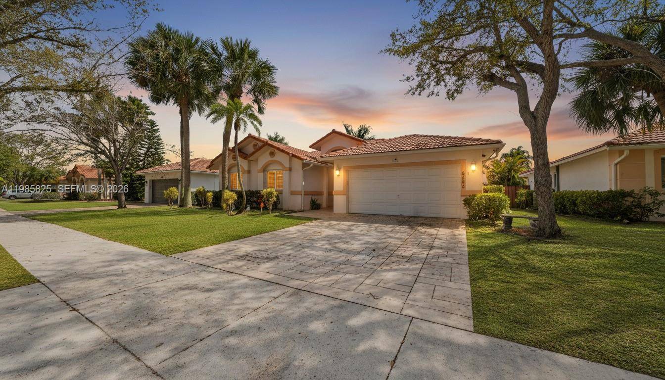 16898 Crestview LnWeston - picture