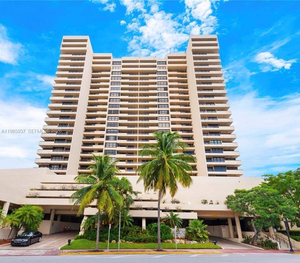 2555 Collins AveMiami Beach - Co-Op 5+ Stories,Condo condo unit 2002 - picture