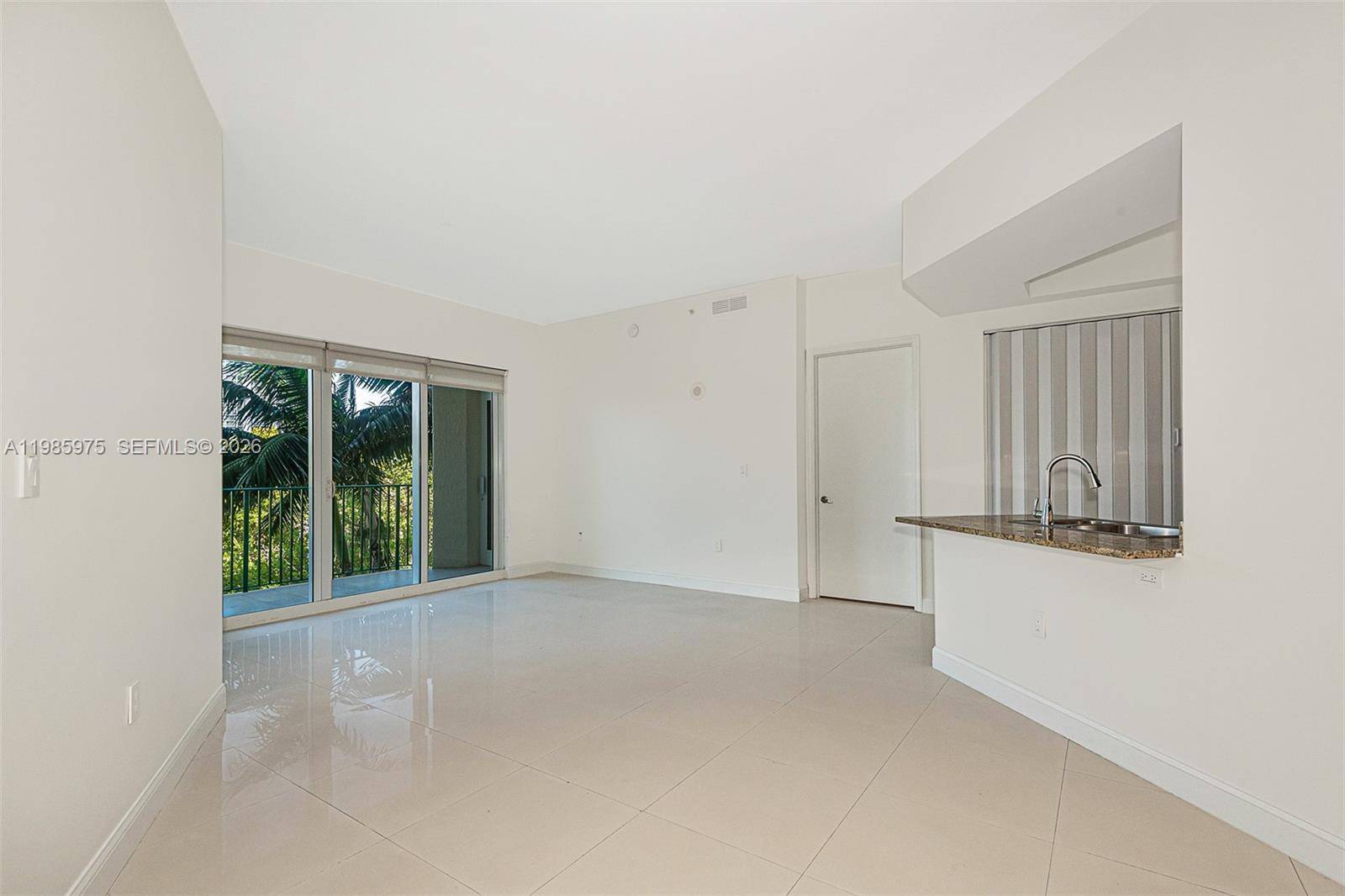 20000 E Country Club DrAventura - Condo/Co-Op/Annual,Condo condo unit 412 - picture