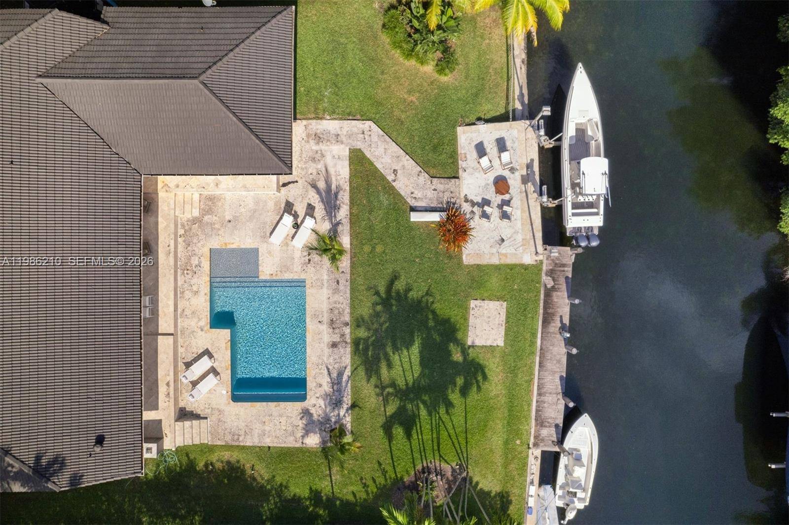 7155 Los Pinos BlvdCoral Gables - picture