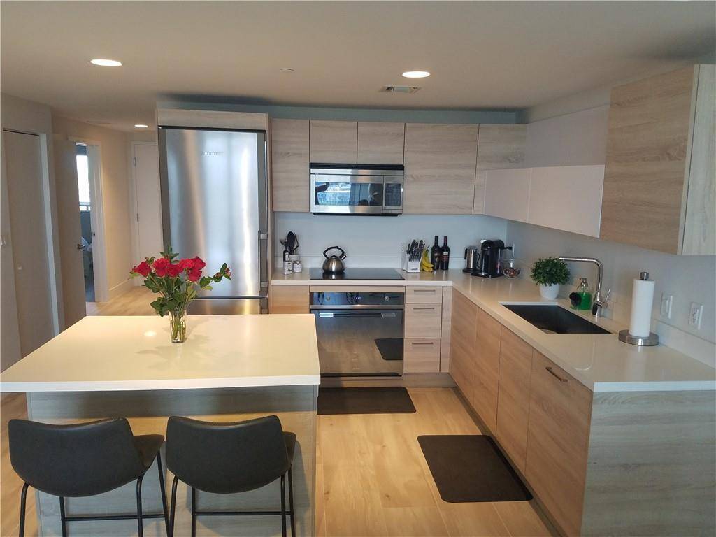 16385 BiscayneNorth Miami Beach - THE HARBOUR SOUTH CONDO condo unit 1018 - picture
