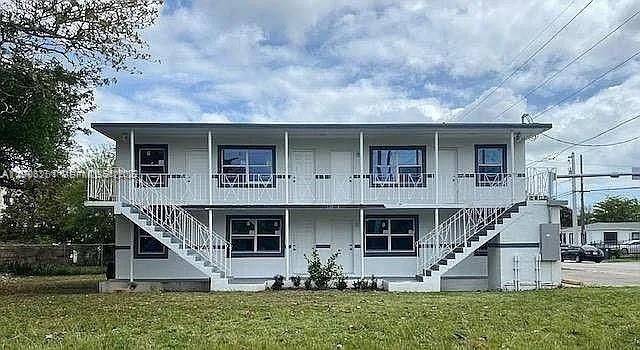 1277 NW 58th StMiami - picture