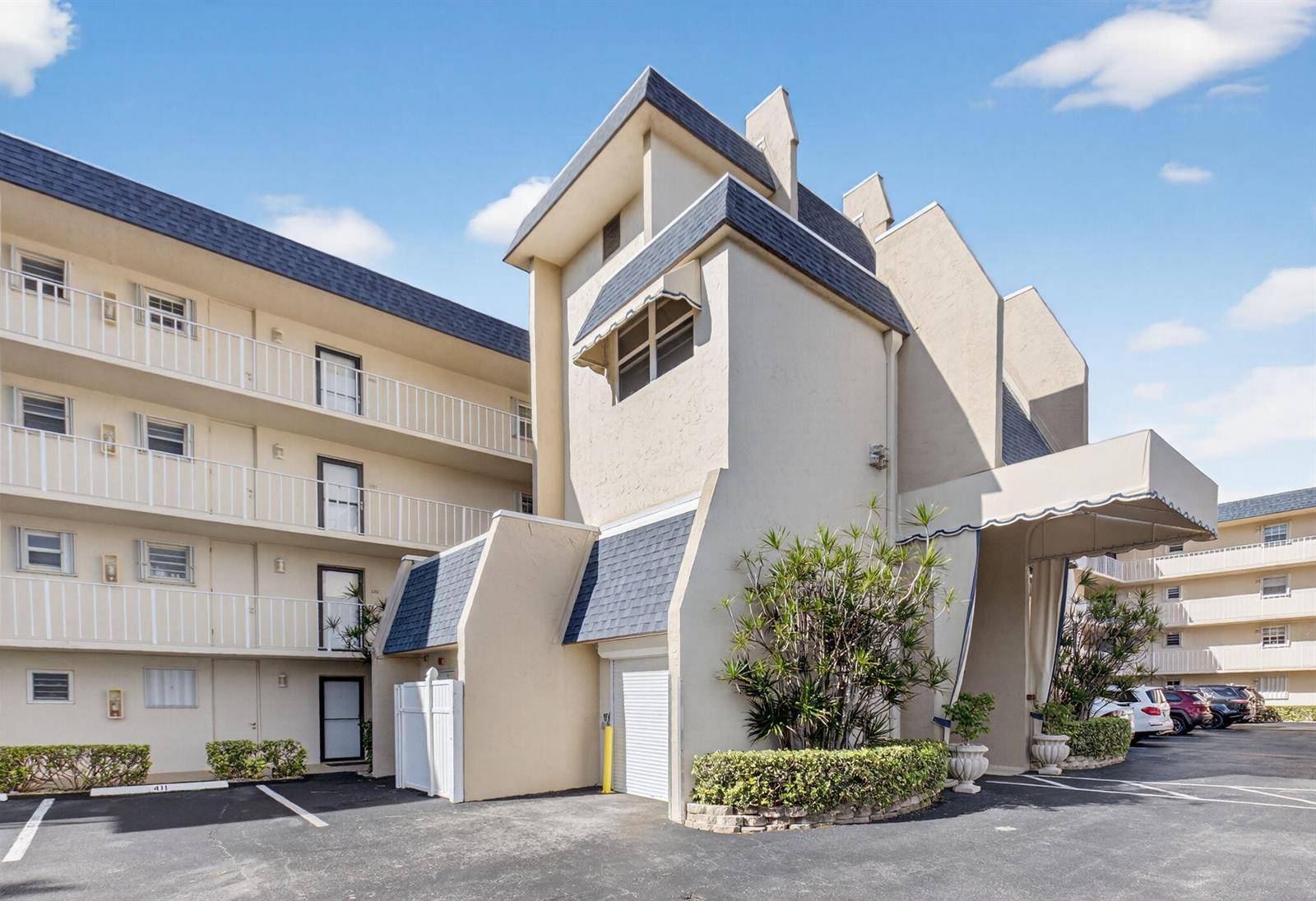 3575 S OceanSouth Palm Beach - BRITTANY CONDO,Brittany Condo condo unit 205 - picture