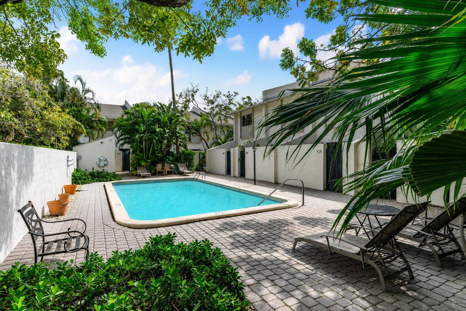 563 NE 7thFort Lauderdale - 7 EAST CONDO condo unit 1B - picture
