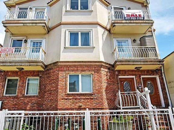 2841 Ford - condo unit 2 - picture