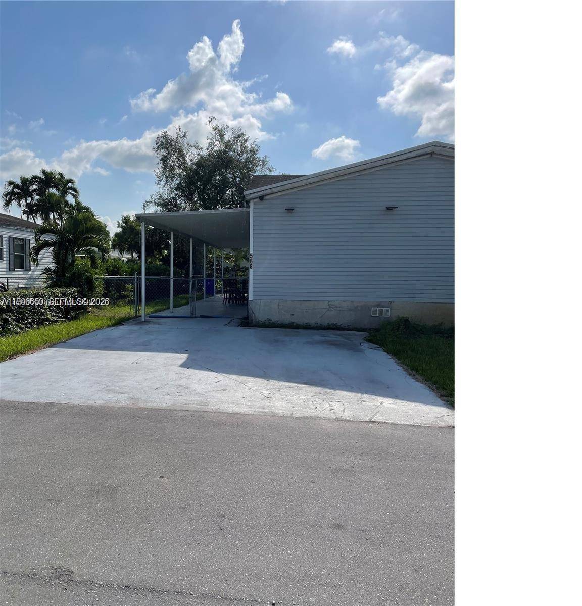 19800 SW 180 Th Ave LOT 588Miami - picture