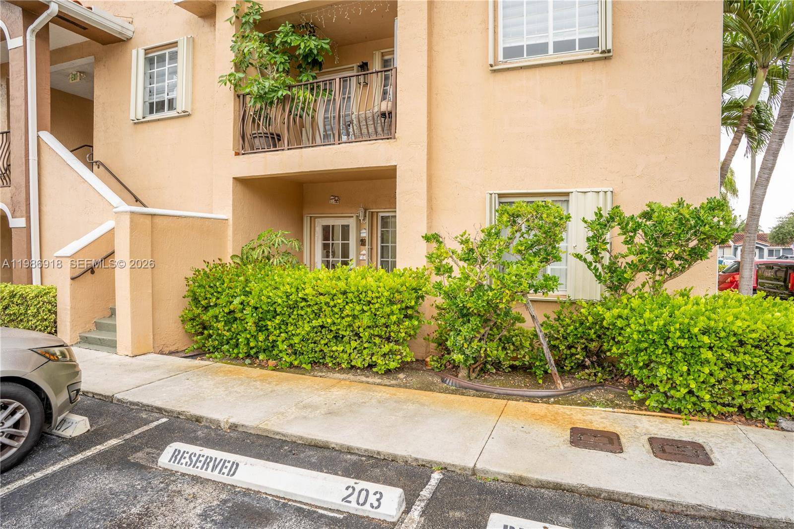 17425 NW 75th PlHialeah - Condo 1-4 Stories,Condo condo unit 101 - picture