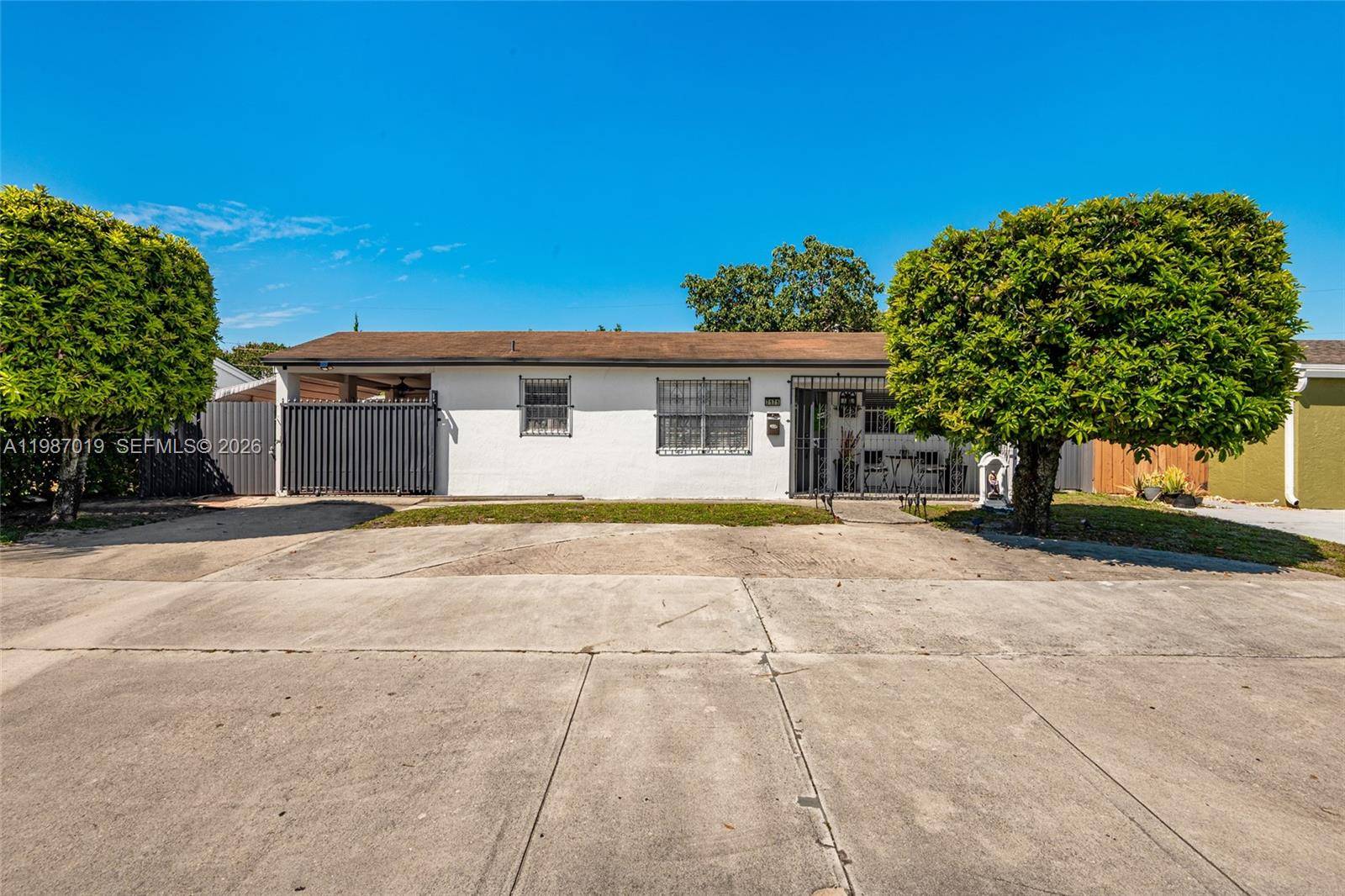 7171 Sheridan StHollywood - picture