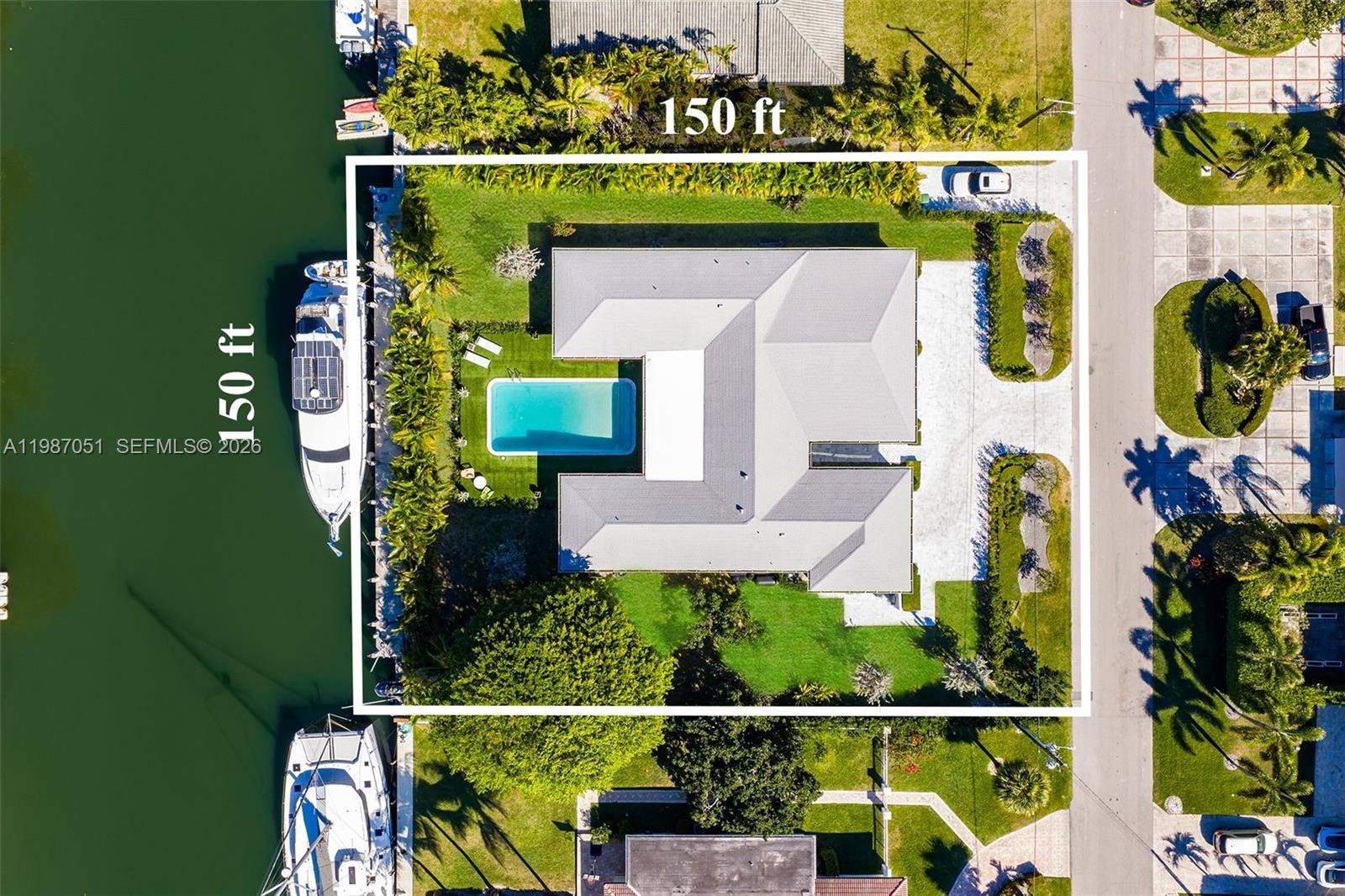 424 Alamanda DrHallandale Beach - picture